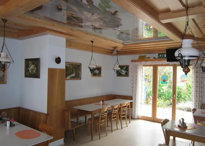 Guest house Waldpension Stachl Bromberg